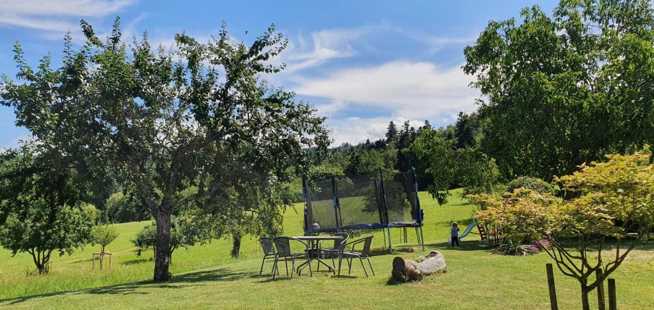 Paradies 2 Castellberg-Jakobsweg Ballrechten-Dottingen Bagian luar foto
