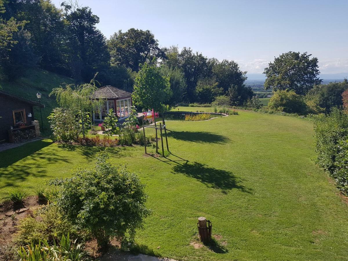 Paradies 2 Castellberg-Jakobsweg Ballrechten-Dottingen Bagian luar foto